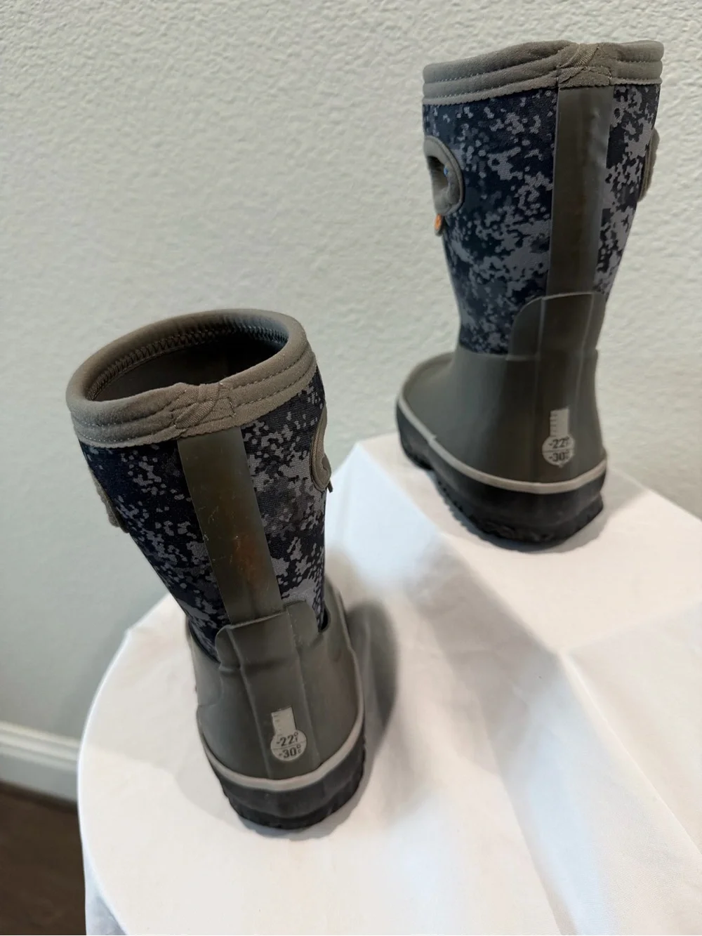 Bogs Kids' Grasp Waterproof Insulated Rain Boots